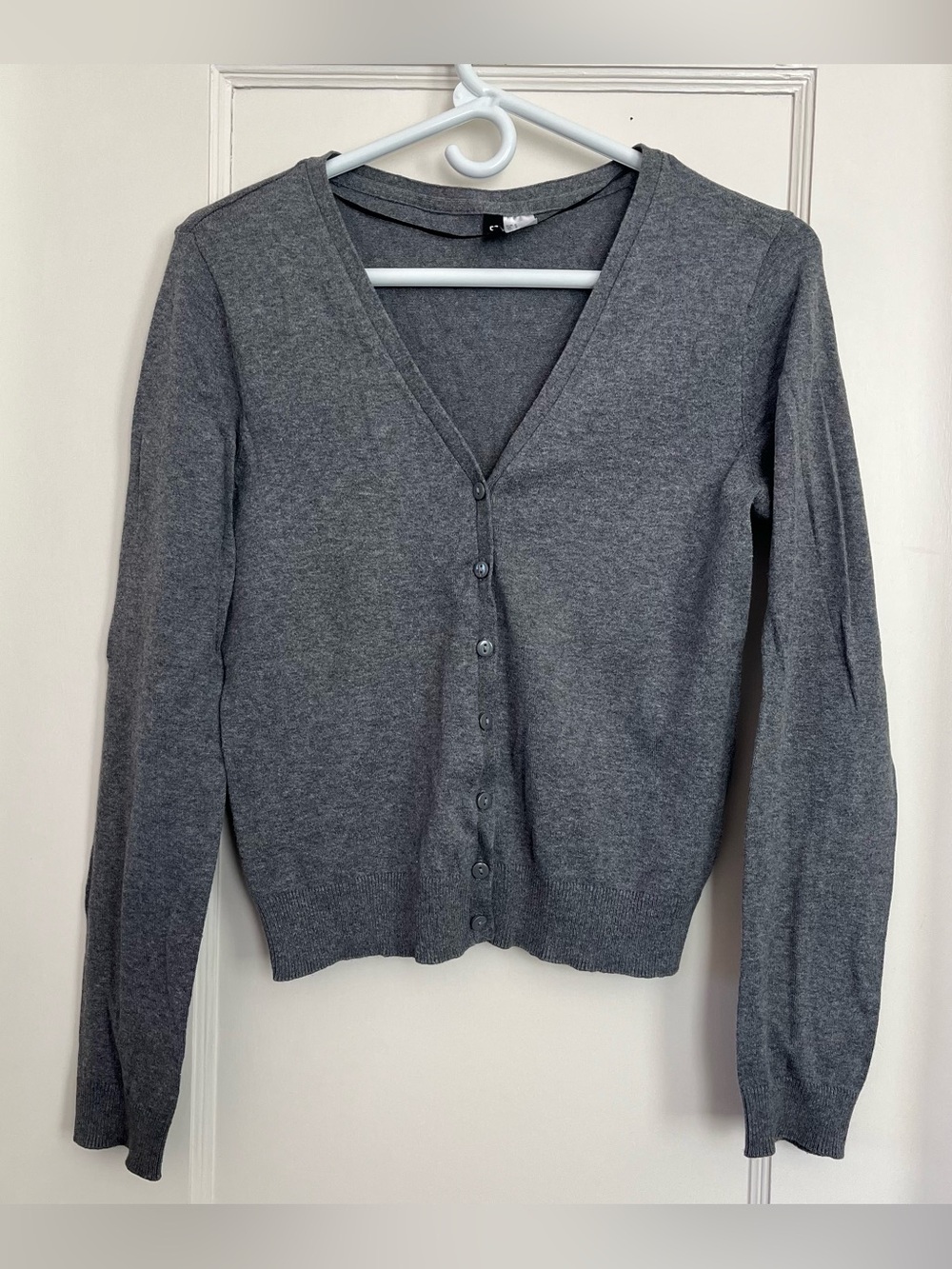 H&M Divided V-Neck Button Down Cardigan Gray Small